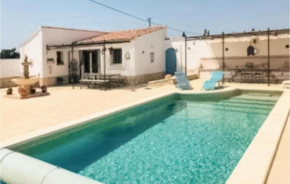 1 Bedroom Awesome Home In Raphèle-Les-Arles